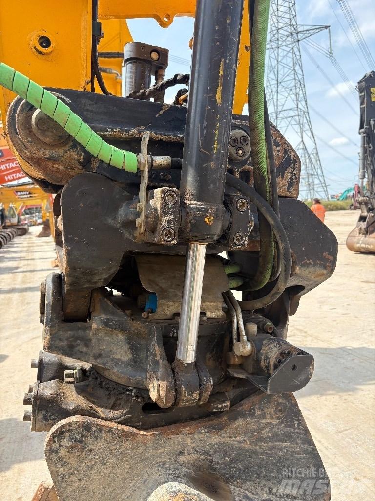 JCB 140X Steelwrist حفارات زحافة