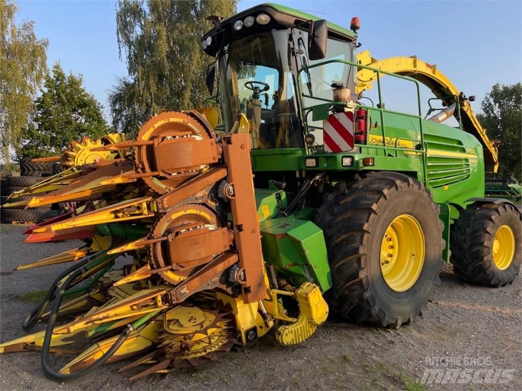 John Deere 7750 حصادات الأعلاف