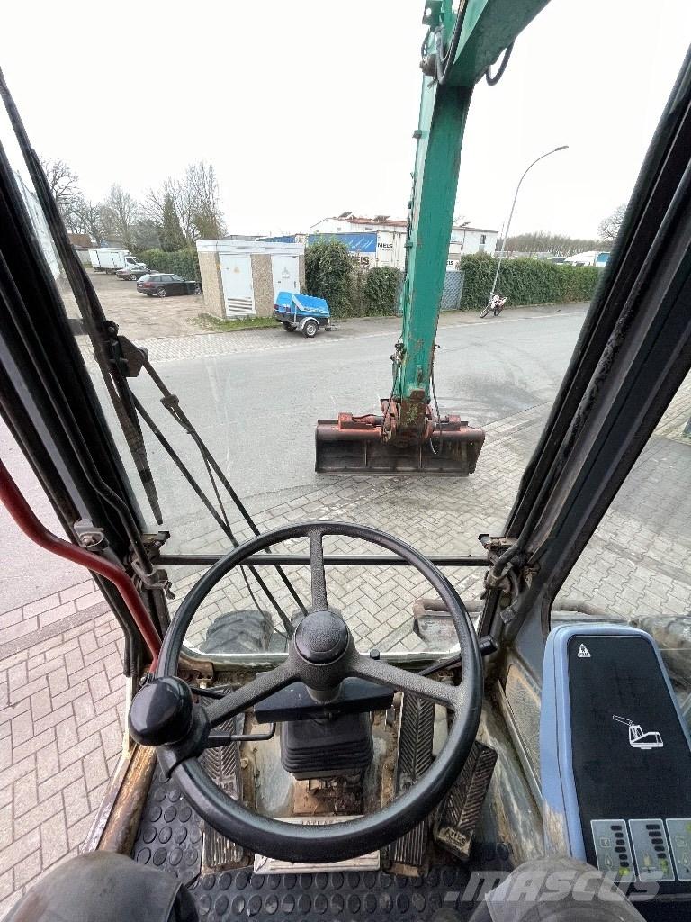 Atlas 1504 حفارات بعجل