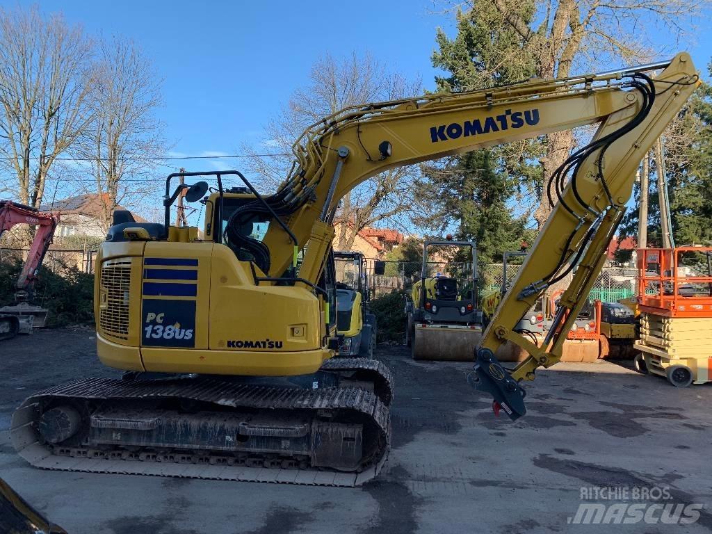 Komatsu PC 138 US-11 حفارات زحافة