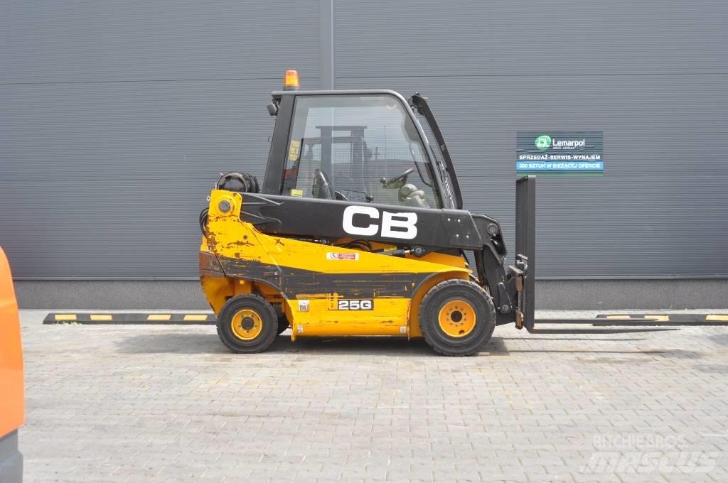 JCB TLT 25 G شاحنات LPG