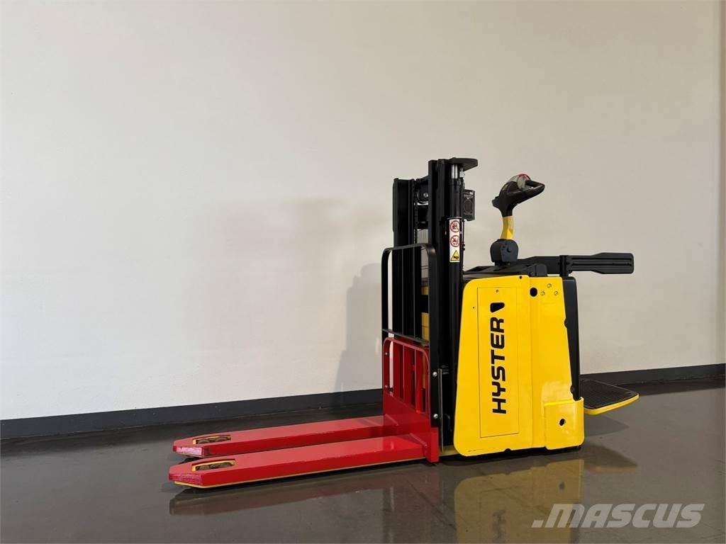 Hyster P2.0SD شاحنات مناولة ذاتية الدفع