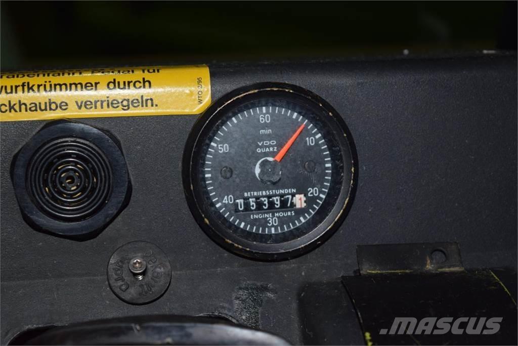 CLAAS Jaguar 820 علافات ذاتية الدفع