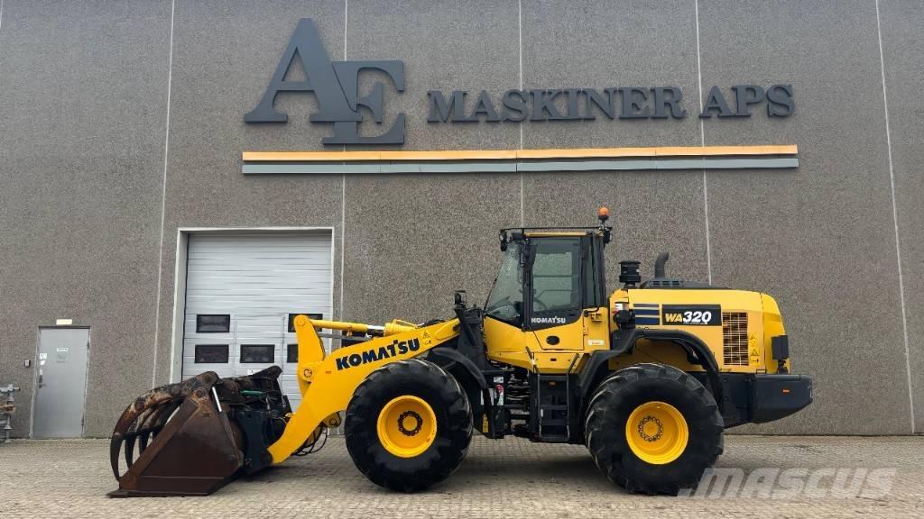 Komatsu WA 320-8 لوادر بعجل