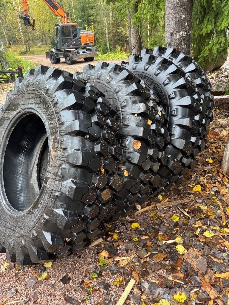 JCB 4 CX 14 لوادر ذات جرافات عكسية