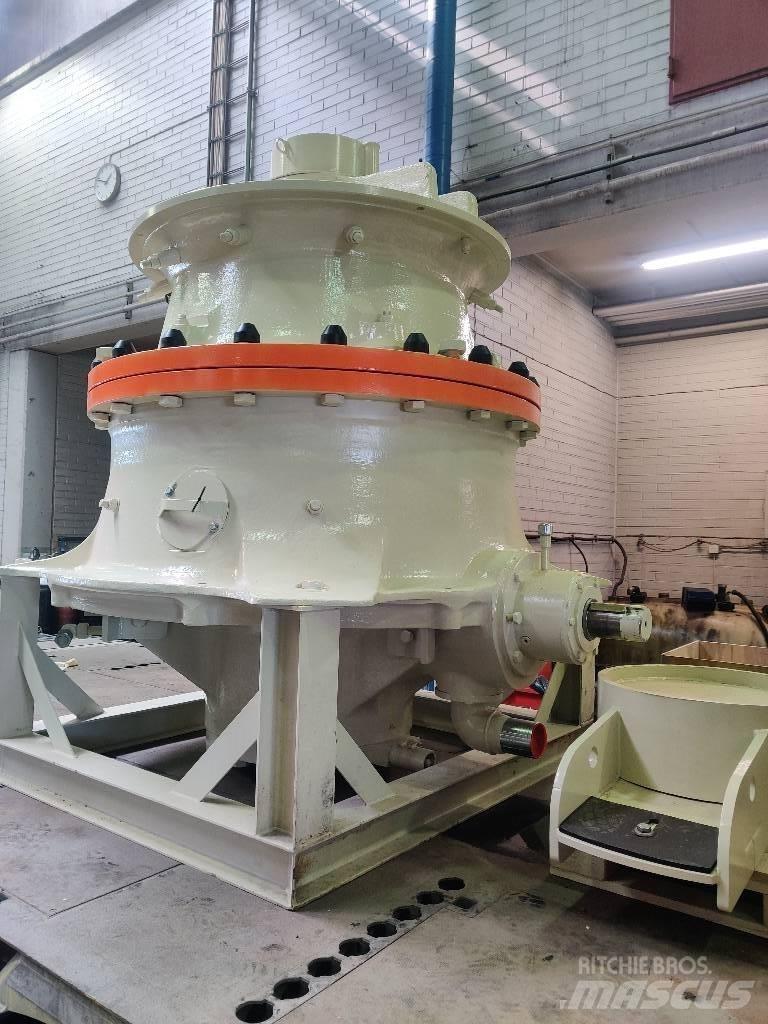 Metso GP220 جراشات