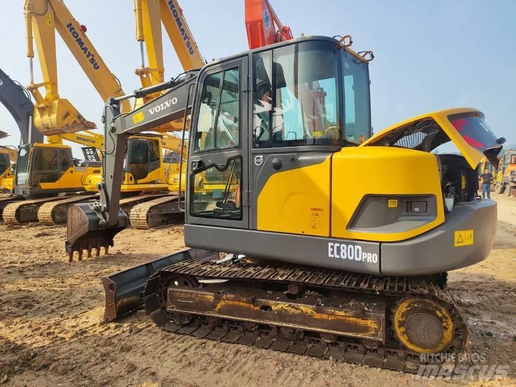 Volvo EC80D حفارات صغيرة أقل من 7 طن (حفارات صغيرة)