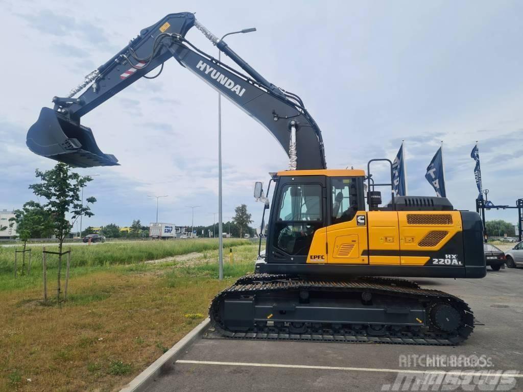 Hyundai HX220AL حفارات زحافة