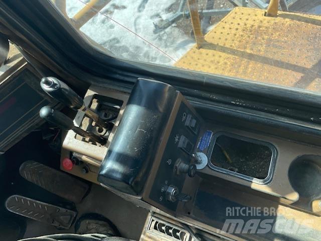 CAT 980 F II لوادر بعجل