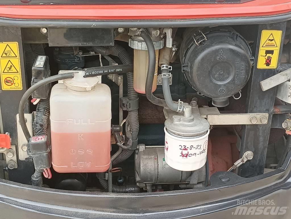 Kubota U 17-3 a حفارات صغيرة أقل من 7 طن (حفارات صغيرة)