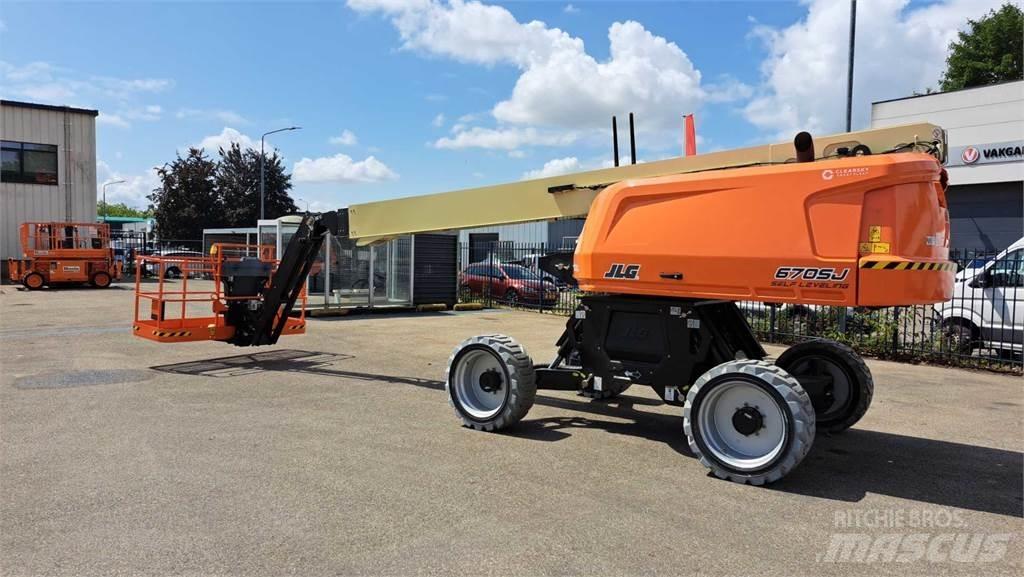 JLG 670SJ رافعات سلة تلسكوبية