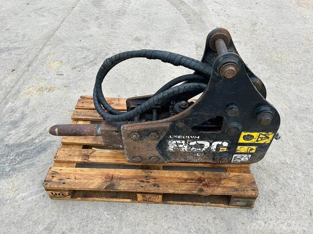 JCB HM033T لوادر ذات جرافات عكسية