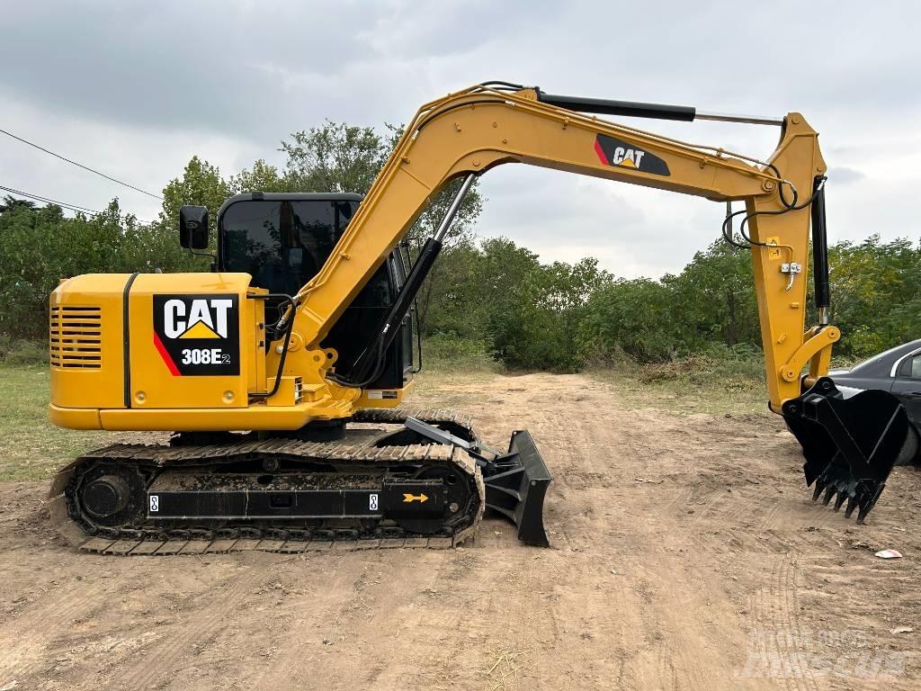 CAT 308E2 حفارات زحافة