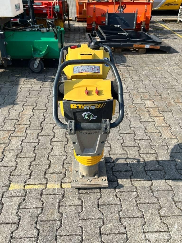 Bomag BT 65 ِدَكات