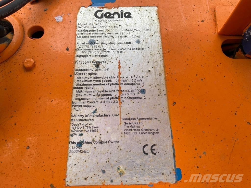 Genie GS 1932 رافعات مقصية الشكل