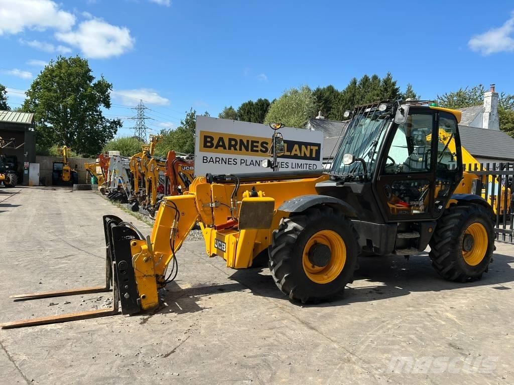 JCB 540-140 مناولات متداخلة