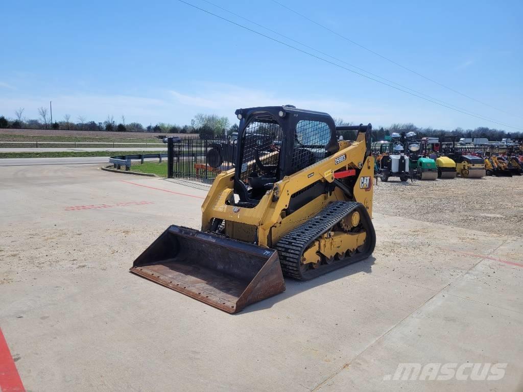 CAT 259 D3 لوادر انزلاقية التوجيه