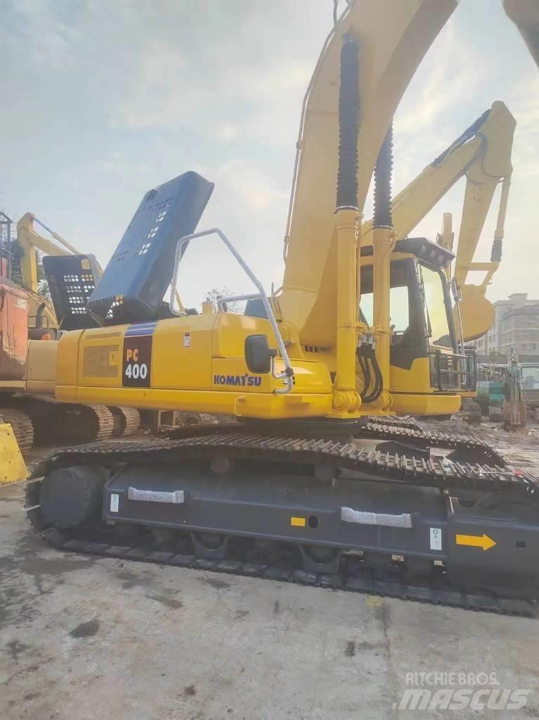 Komatsu PC 400-7 حفارات زحافة