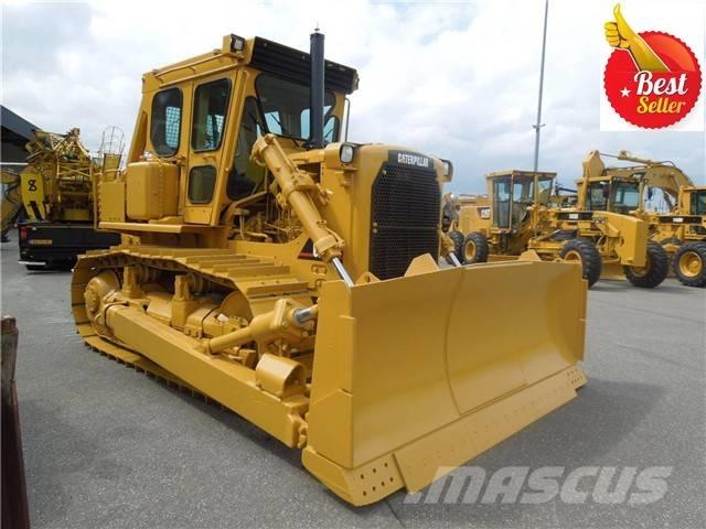 CAT D 7 G بلدوزرات مجنزرة