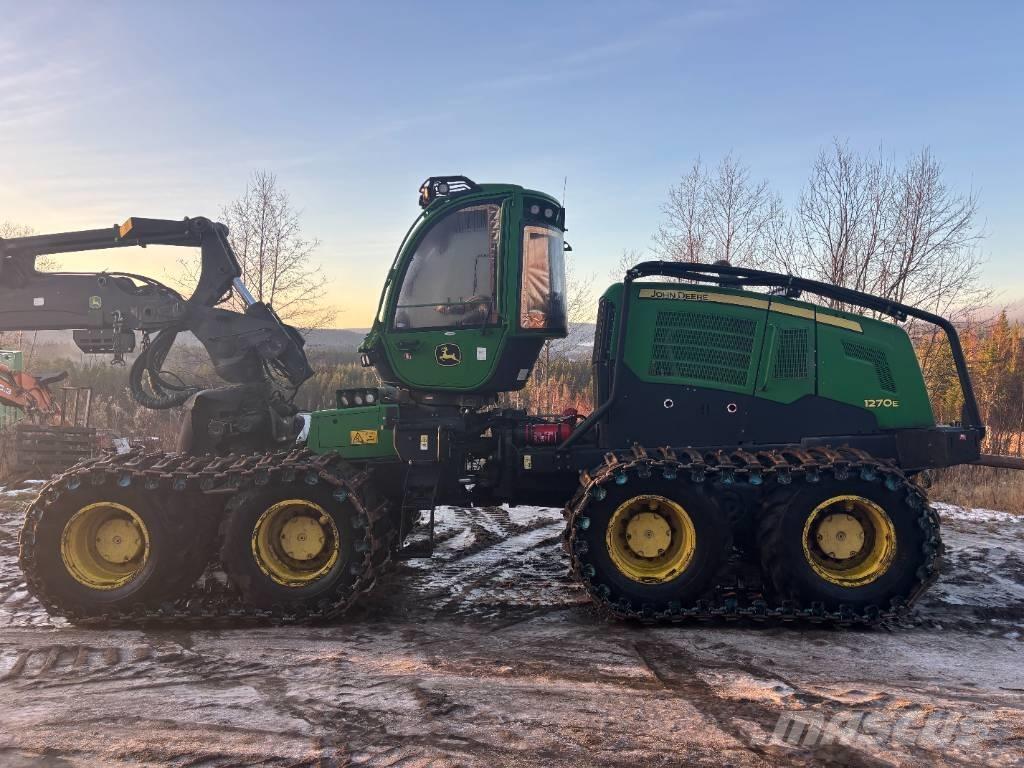 John Deere 1270 E حصادات