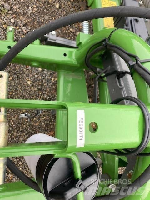 Fendt Slicer 320 P جزازات