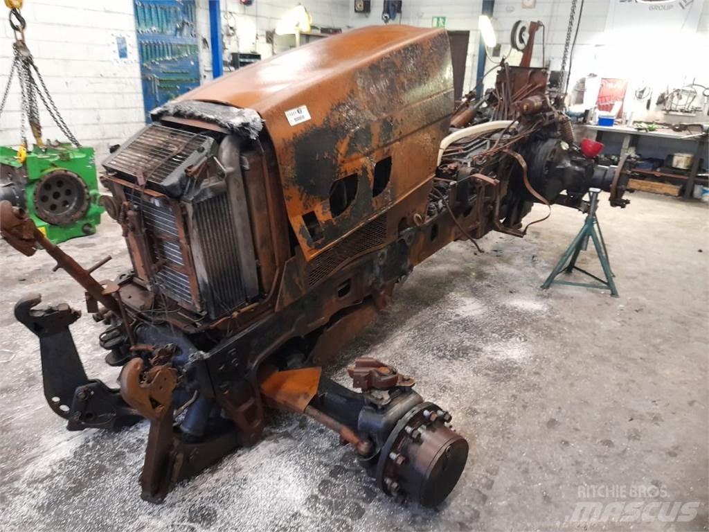 Fendt 820 Vario الجرارات