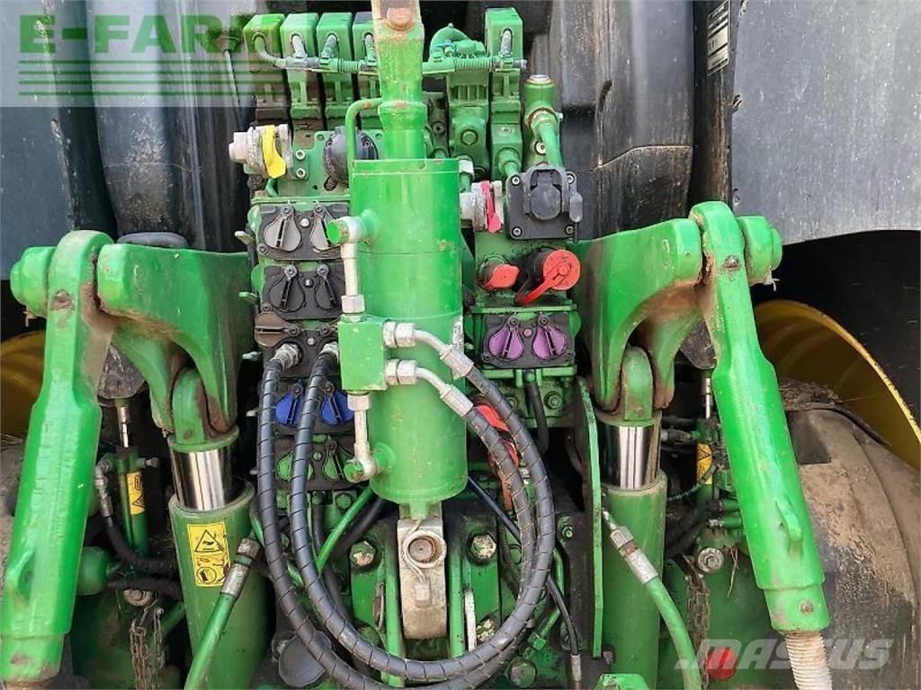 John Deere 6250 r الجرارات