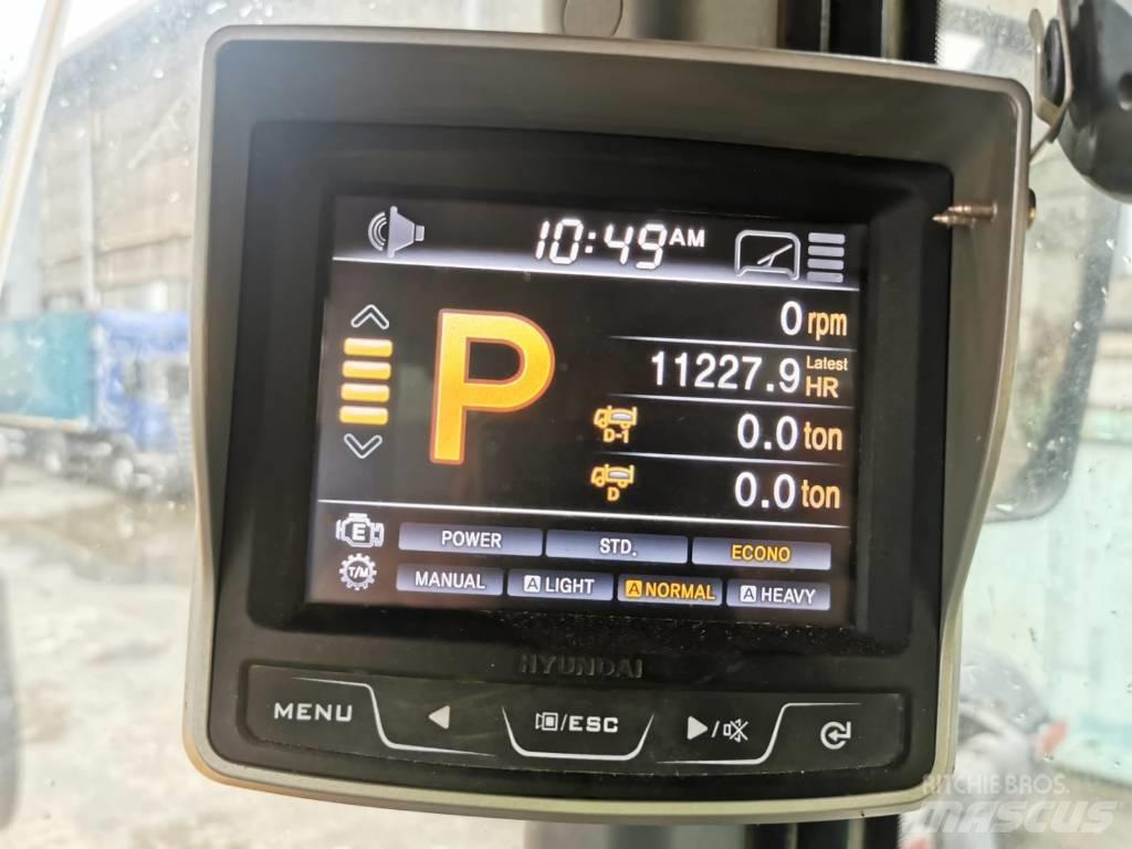 Hyundai HL 760-9 لوادر بعجل