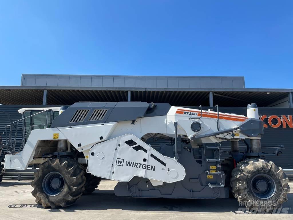 Wirtgen WR 240I معدات إعادة تدوير الأسفلت