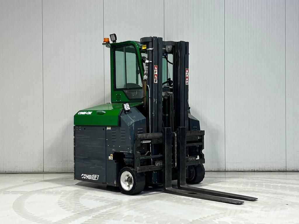 Combilift CBE2500 شاحنة المناولة رباعية الاتجاهات