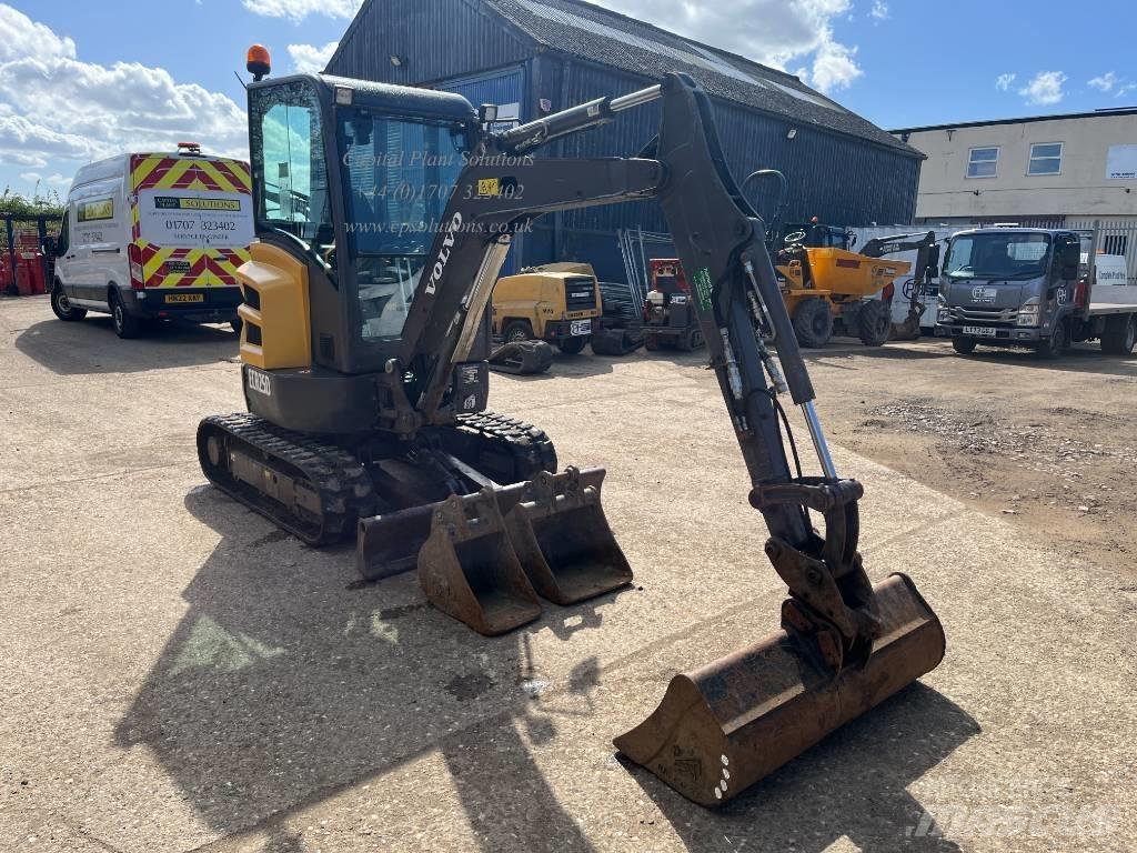 Volvo ECR 25 D حفارات صغيرة أقل من 7 طن (حفارات صغيرة)