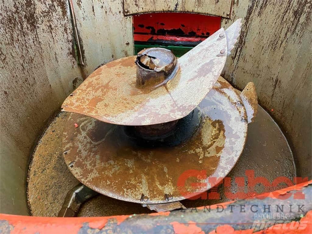 Kuhn EVV 181 ملقمات خلاط
