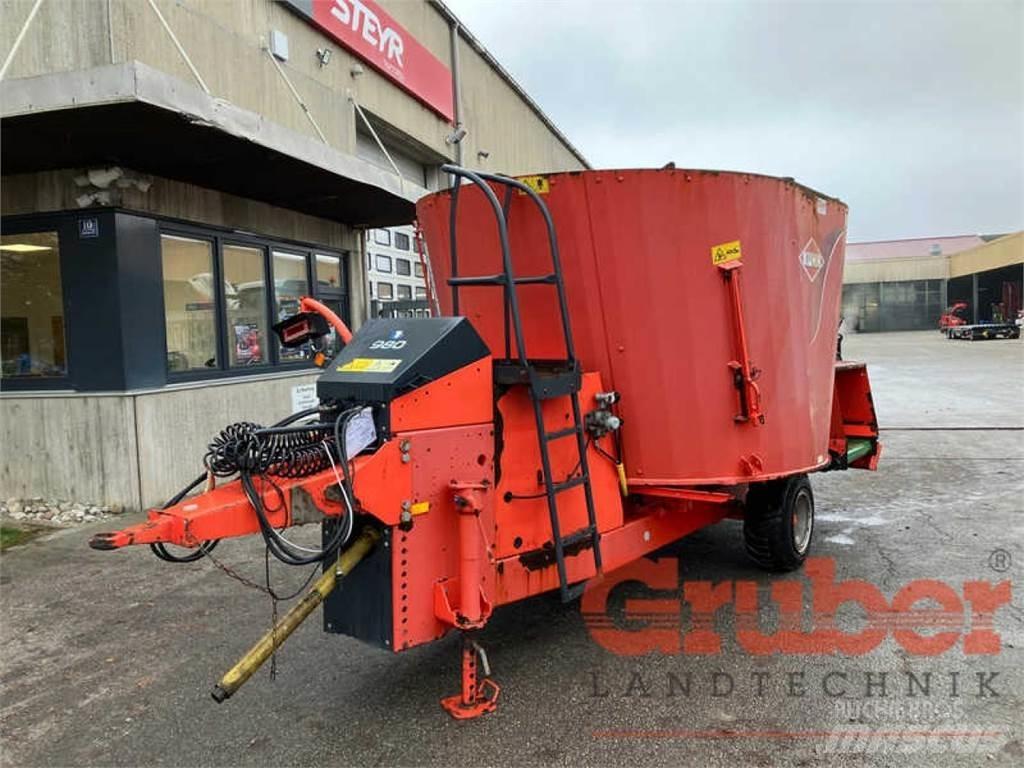 Kuhn EVV 181 ملقمات خلاط
