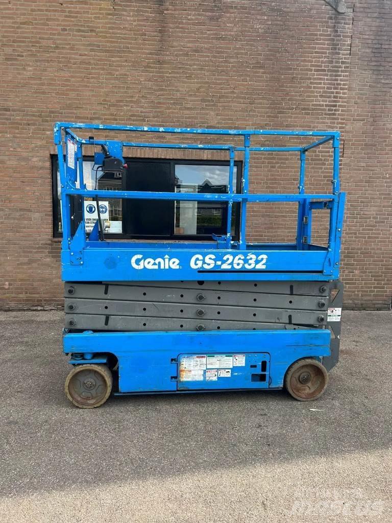 Genie GS-2632 رافعات مقصية الشكل