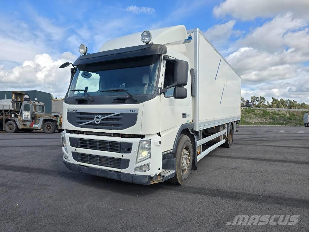 Volvo FM 380 شاحنات ذات هيكل صندوقي