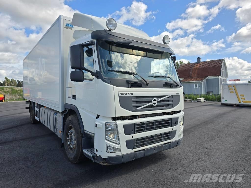 Volvo FM 380 شاحنات ذات هيكل صندوقي