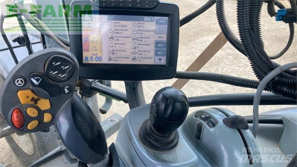New Holland T7050 الجرارات