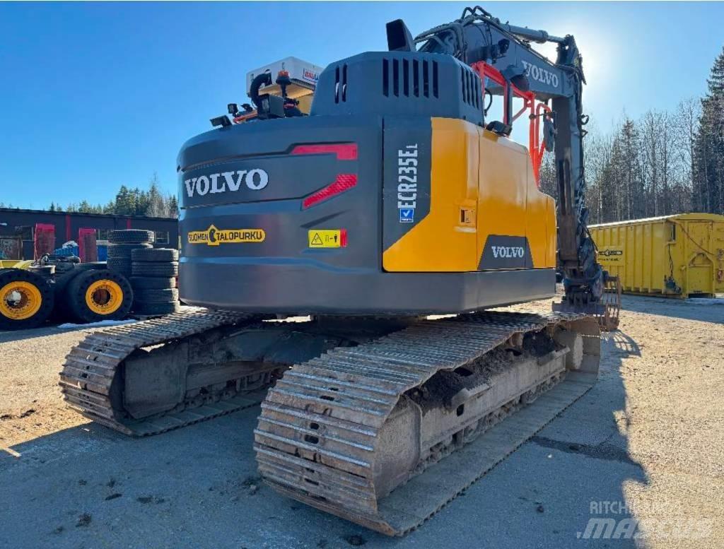 Volvo ECR 235 EL حفارات زحافة