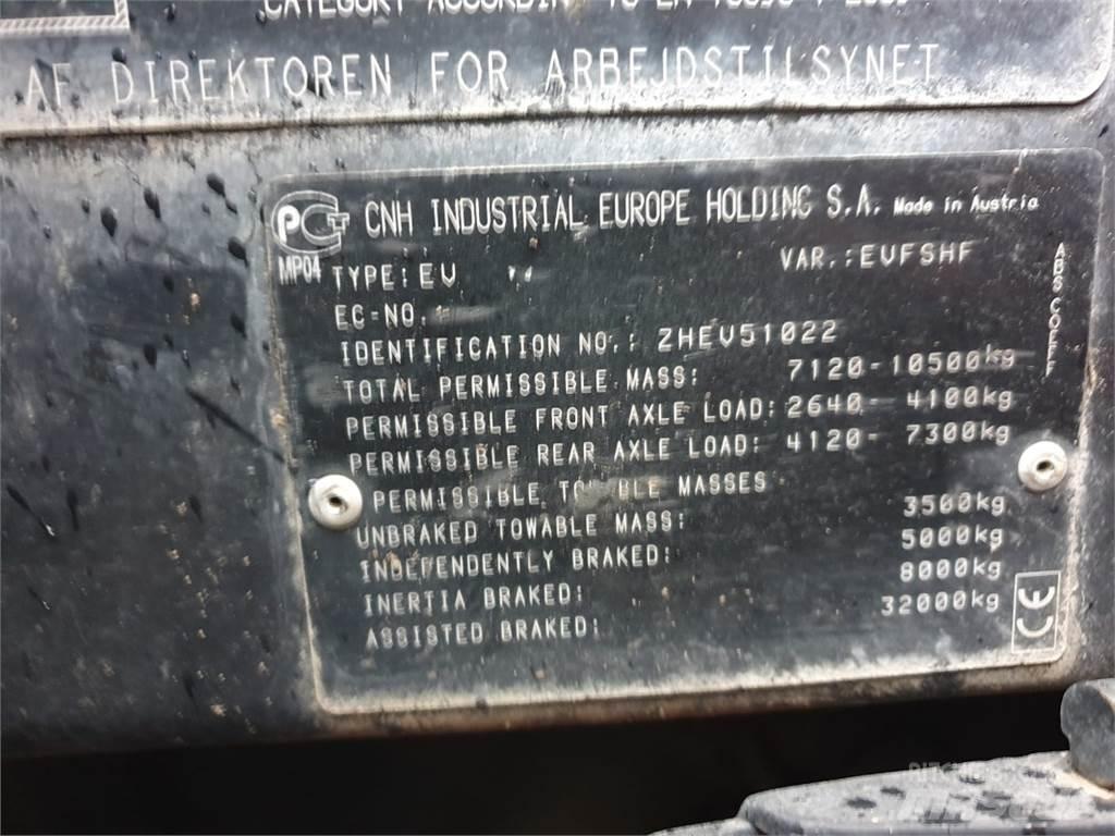 Case IH CVX 145 الجرارات