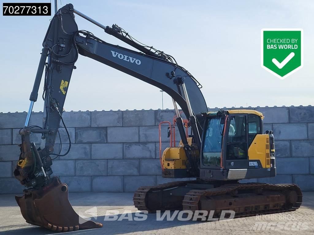 Volvo ECR235 E L حفارات زحافة