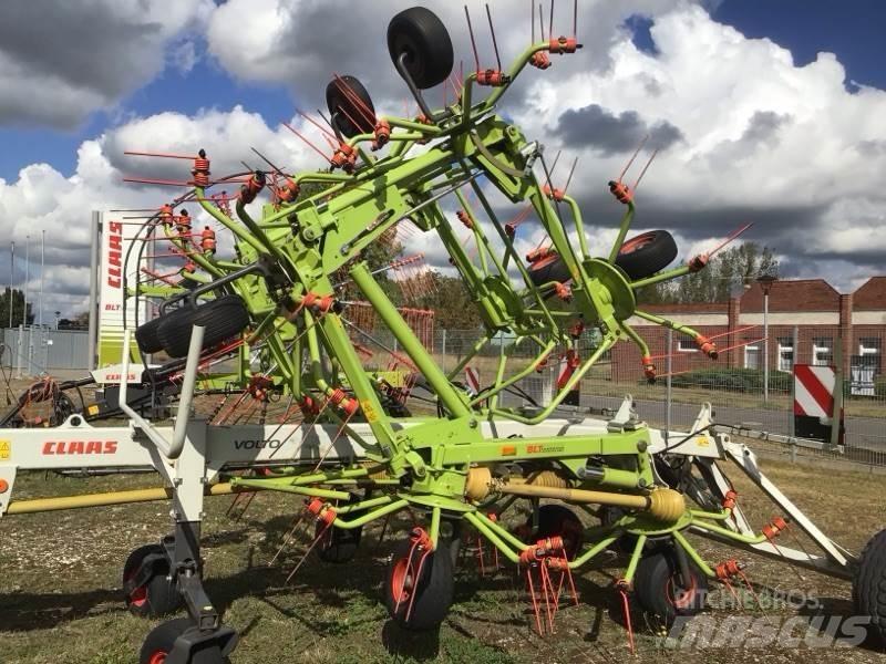 CLAAS Volto 1300 T مكابس وميبسات التبن