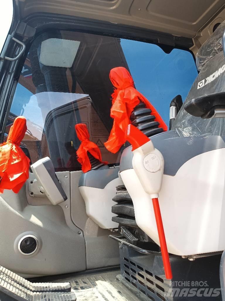 XCMG XE 215 DA حفارات زحافة