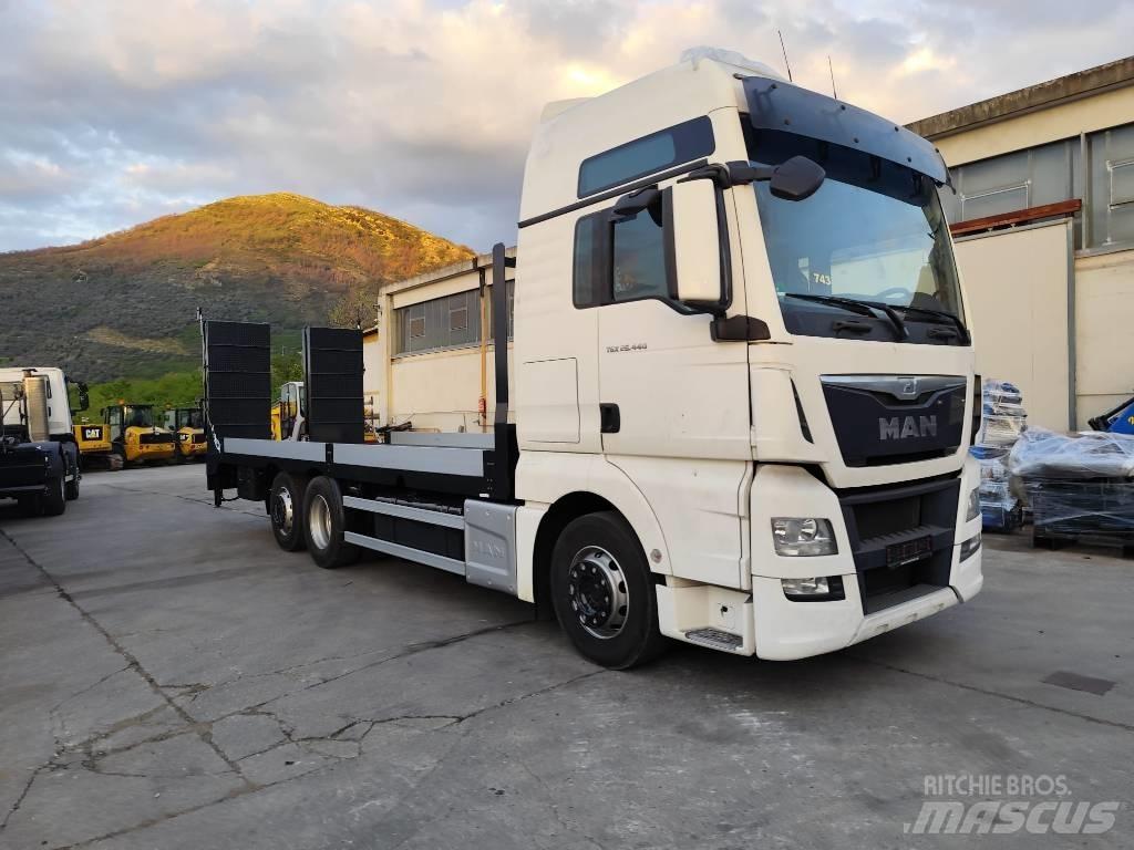 MAN TGX 26.440 شاحنات مسطحة / أوناش