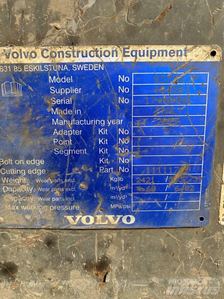 Volvo L 150 H لوادر بعجل