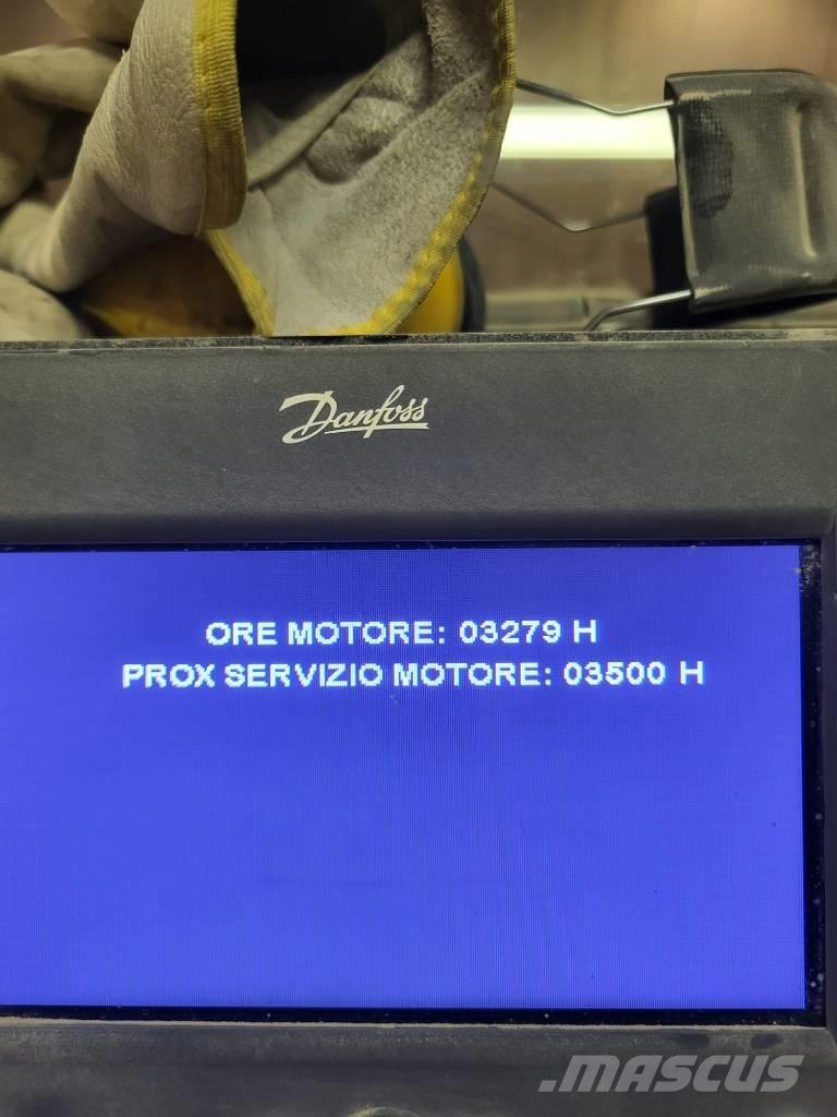 Tesmec 985 ماكينات حفر خنادق