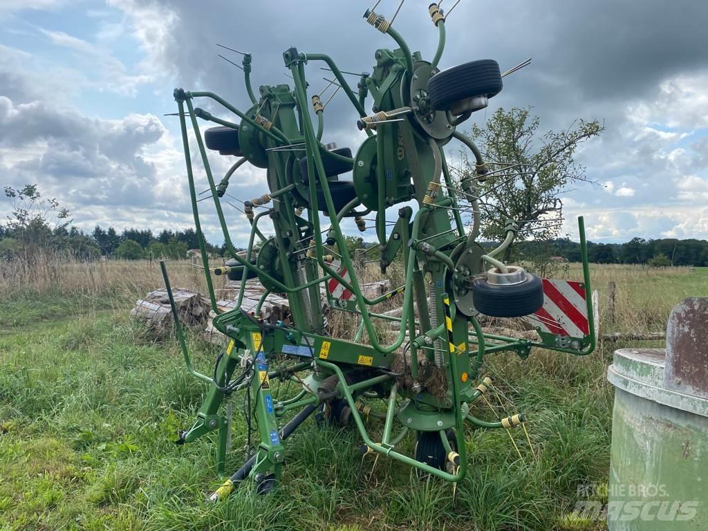 Krone KW 8.82/8 مكابس وميبسات التبن