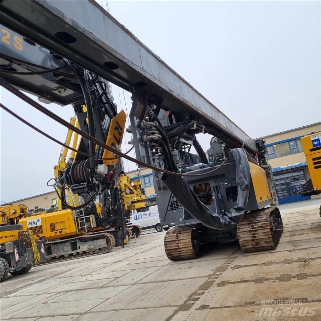 Bauer / RTG RG 22-S منصات دق خوازيق