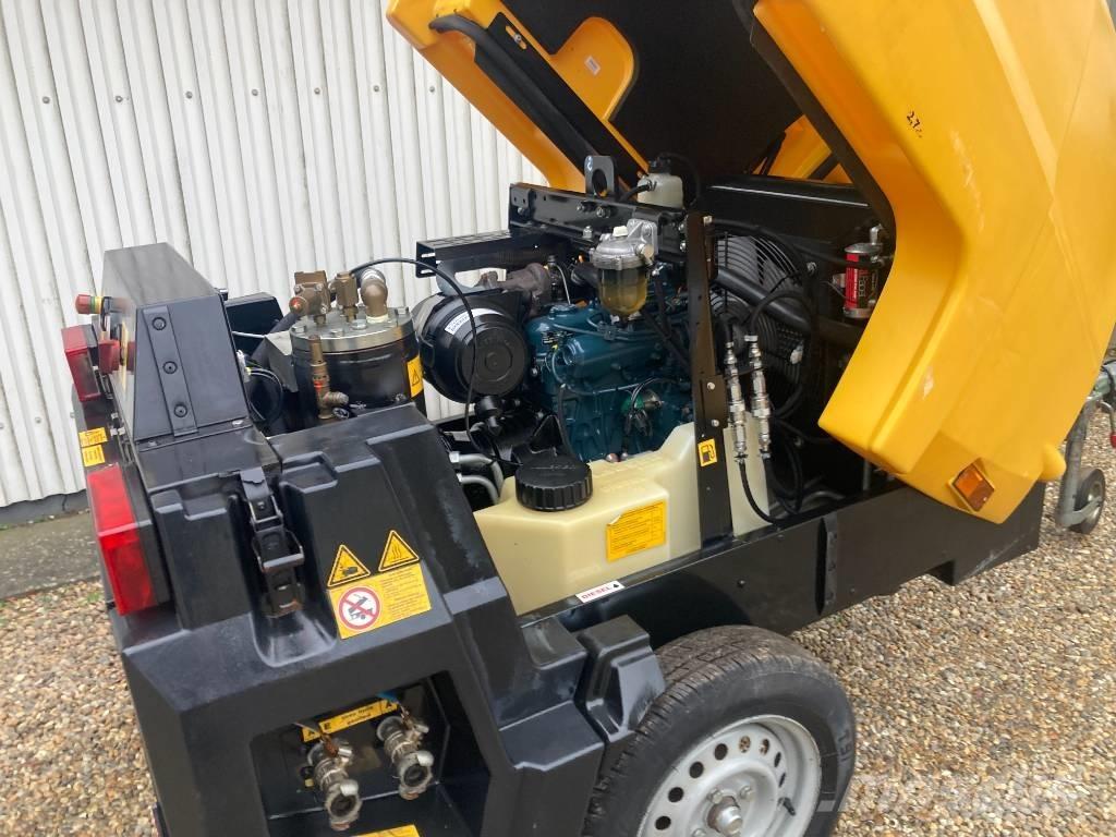 Kaeser M 31 مكابس