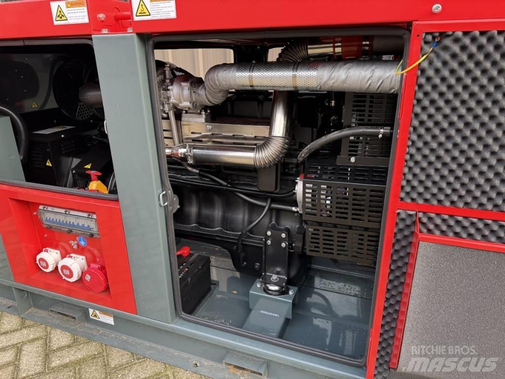 Bauer 110 KVA مولدات ديزل