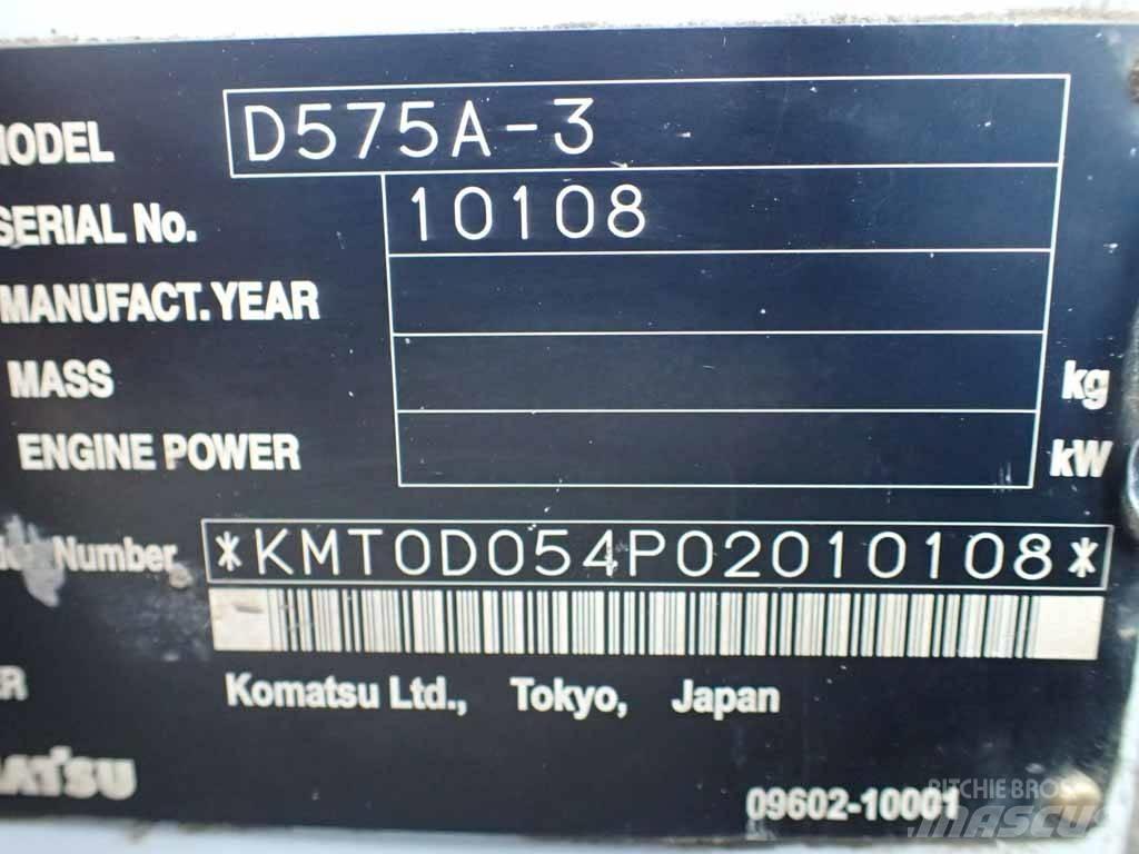 Komatsu D 575 A-3 بلدوزرات مجنزرة